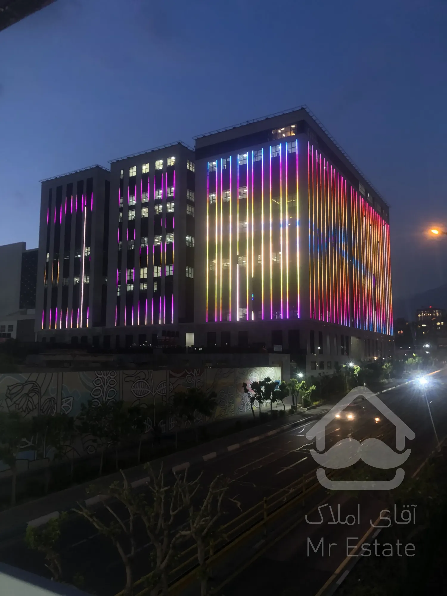 فروش واحد اداری 84 متری مدرن / سند اداری در پارک اداری غروی