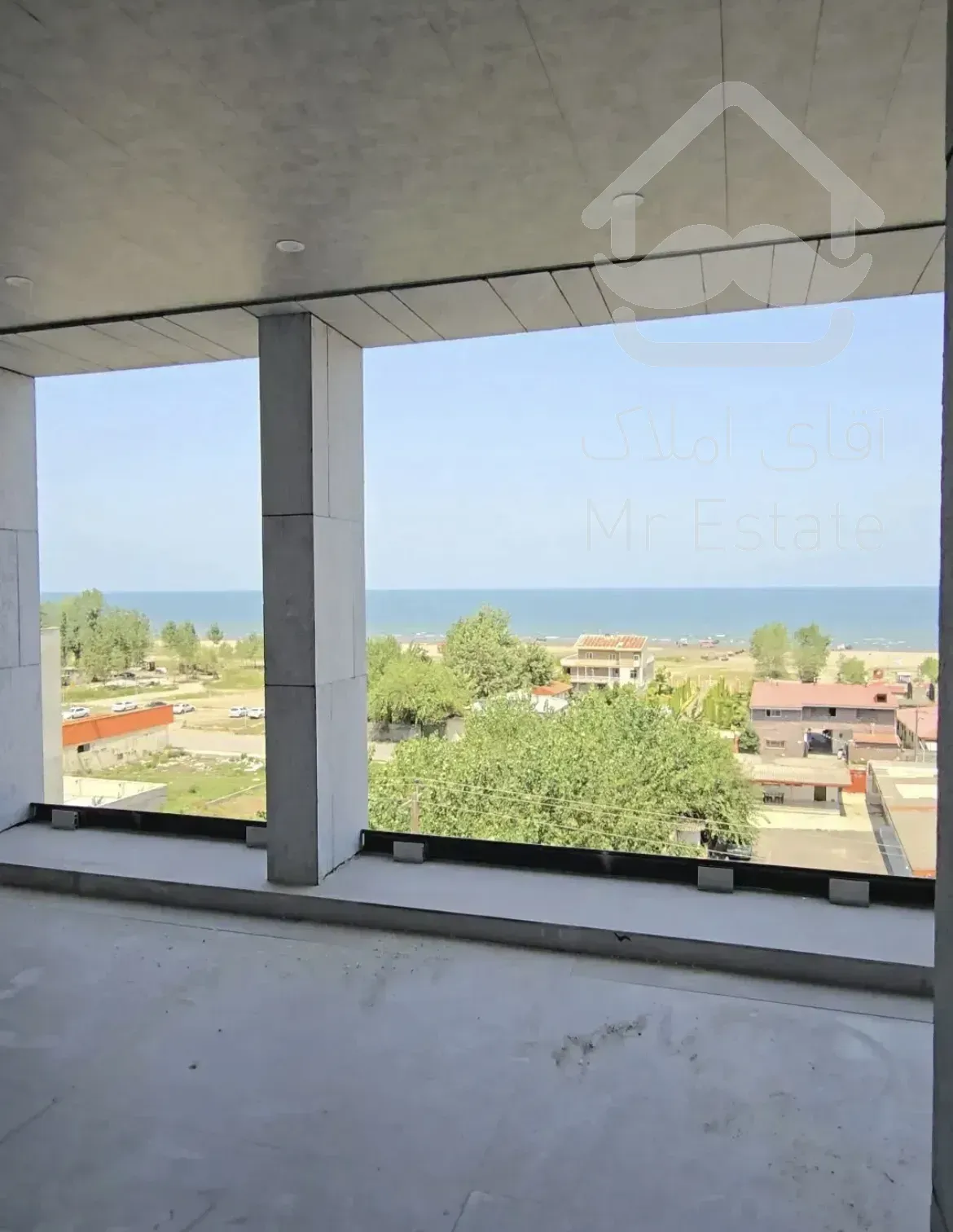 فروش آپارتمان ۱۳۵ متری بر اصلی پاسداران