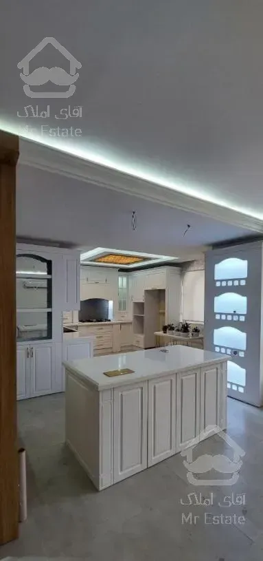 اپارتمان ۱۴۰ متری برای فروش در مینی سیتی