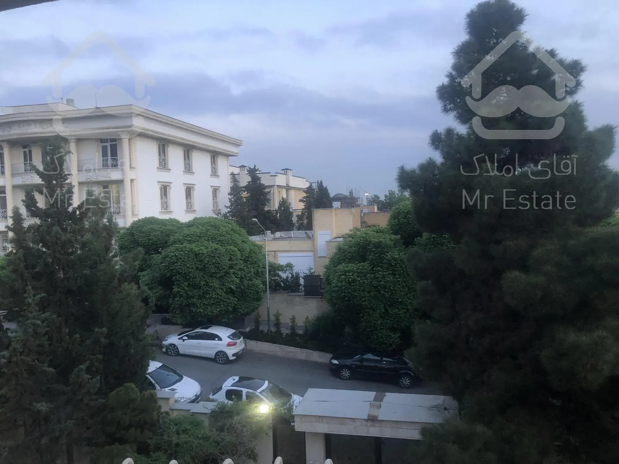 سعادت آباد٧٠متر صرافهاي شمالي