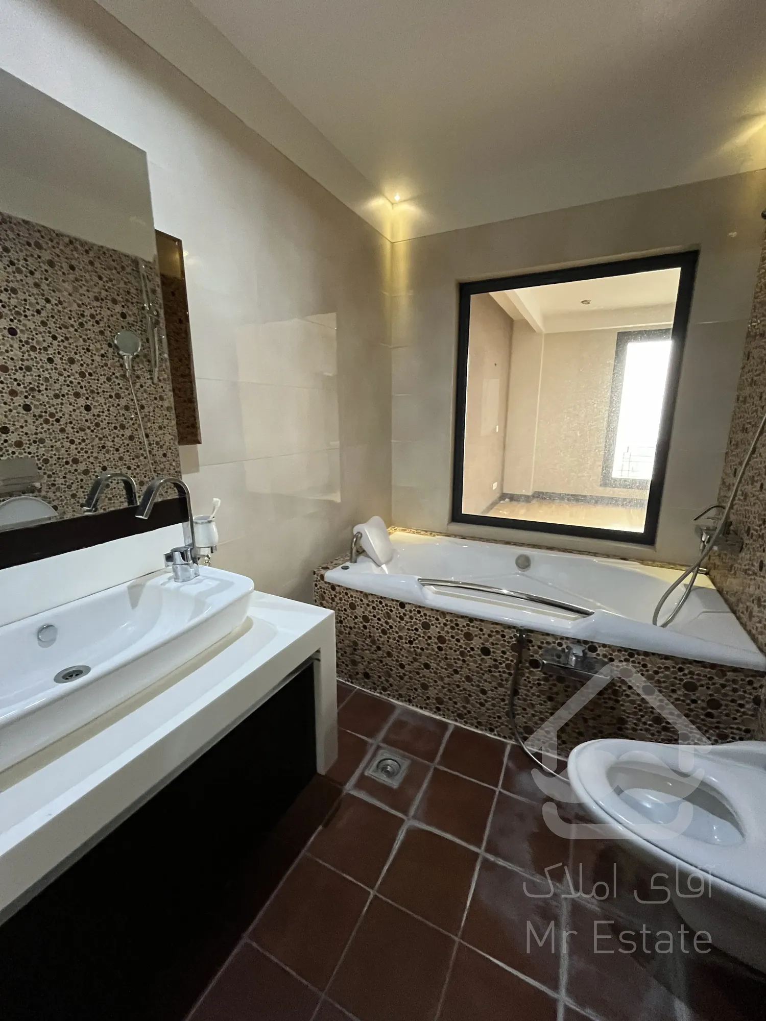 220 متر بوکان ۳ خواب مستر ویو ایدی