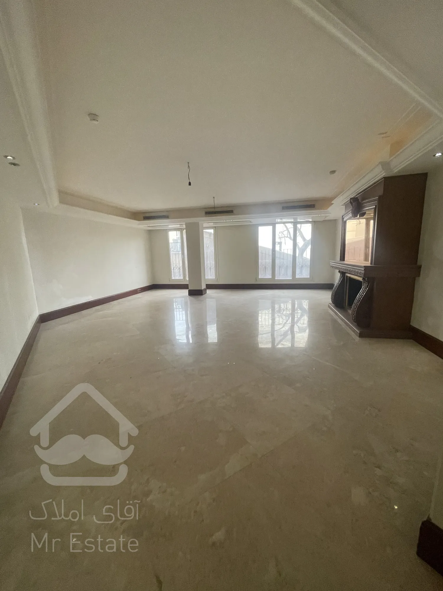 رهن و اجاره آپارتمان ۲۰۰متر نیاوران/۲پارکینگ