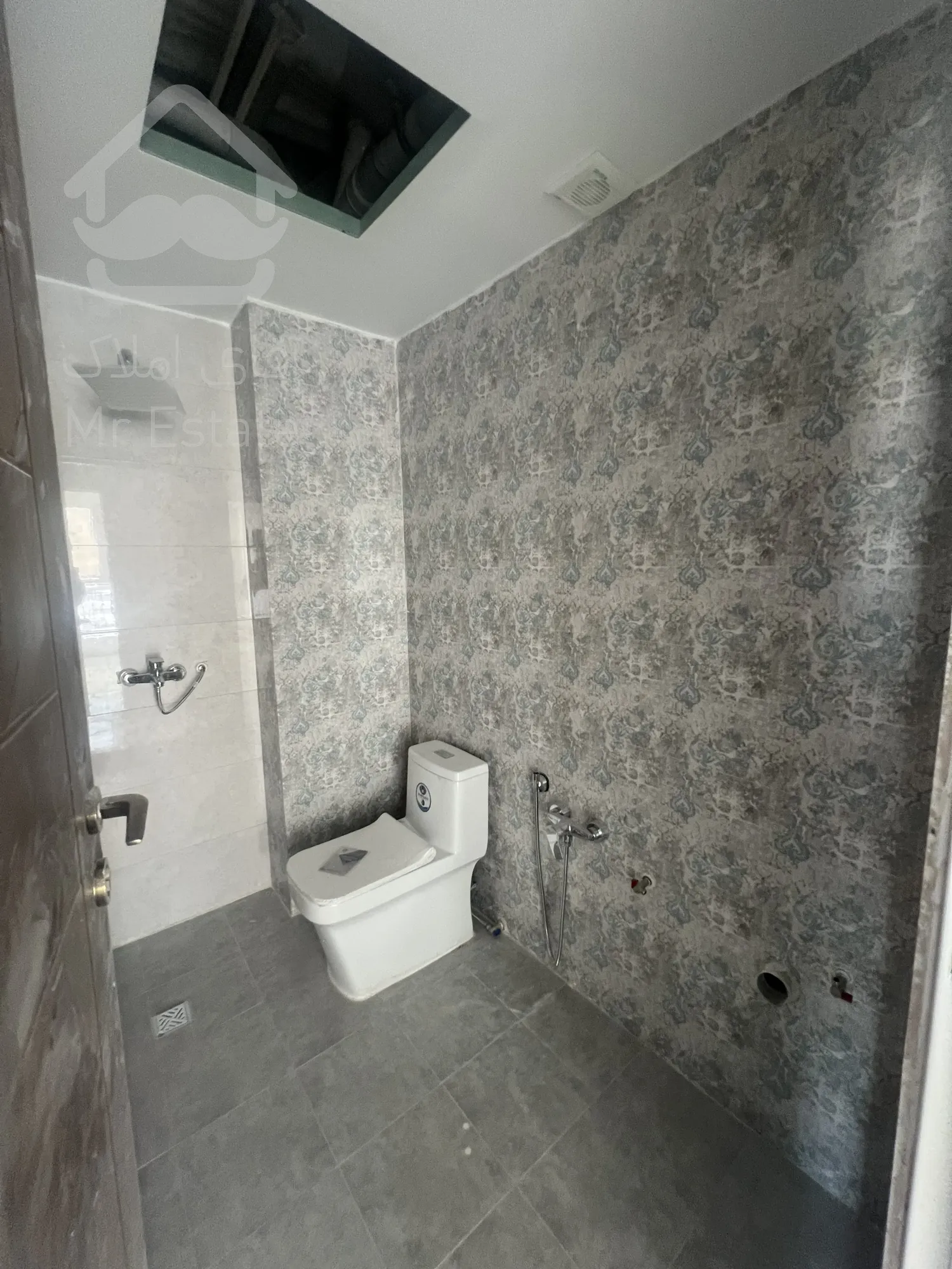 اپارتمان نوساز ۱۱۵متری