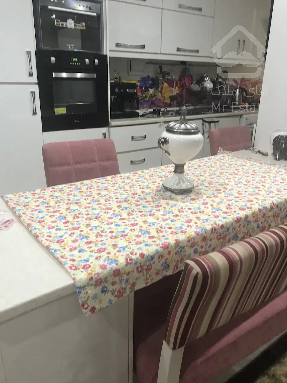 83 متری نزدیک مترو جشنواره