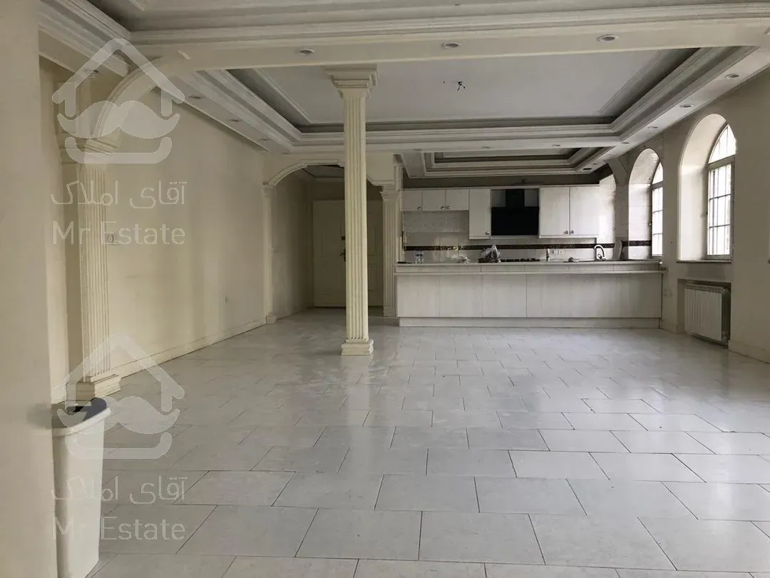 شهرك غرب١١٦متر همكف ويلايي