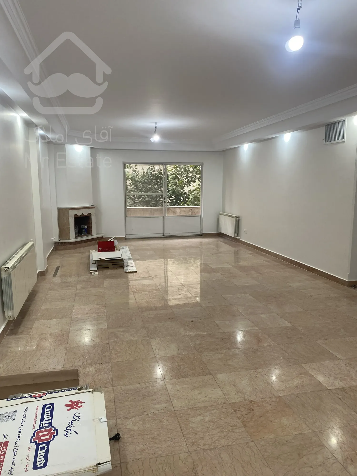 نیاوران ۱۵۰ متر لکیشن درجه یک