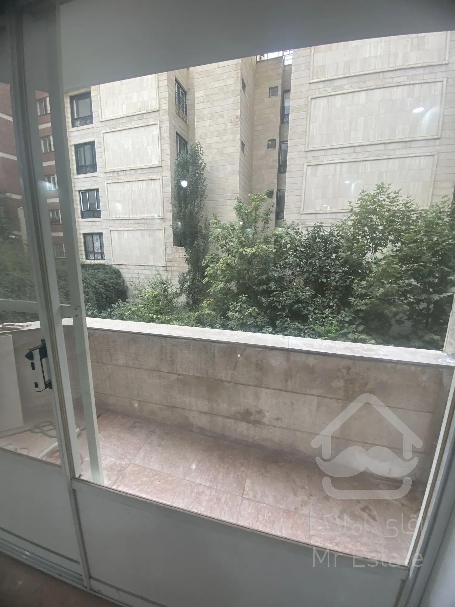 نیاوران ۱۵۰ متر بازسازی شده