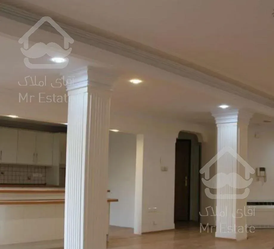 اپارتمان ۱۴۰ متری برای فروش در اندرزگو