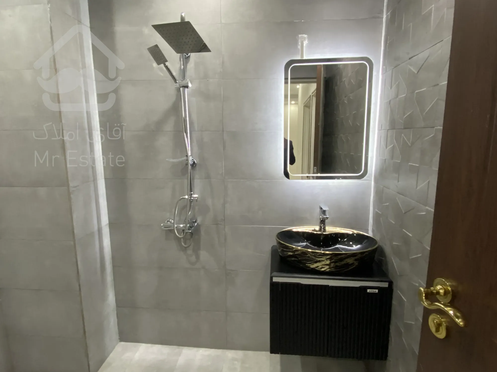 135متر ۳خواب | نوساز | سوپر لوکس ساختمان برند منطقه