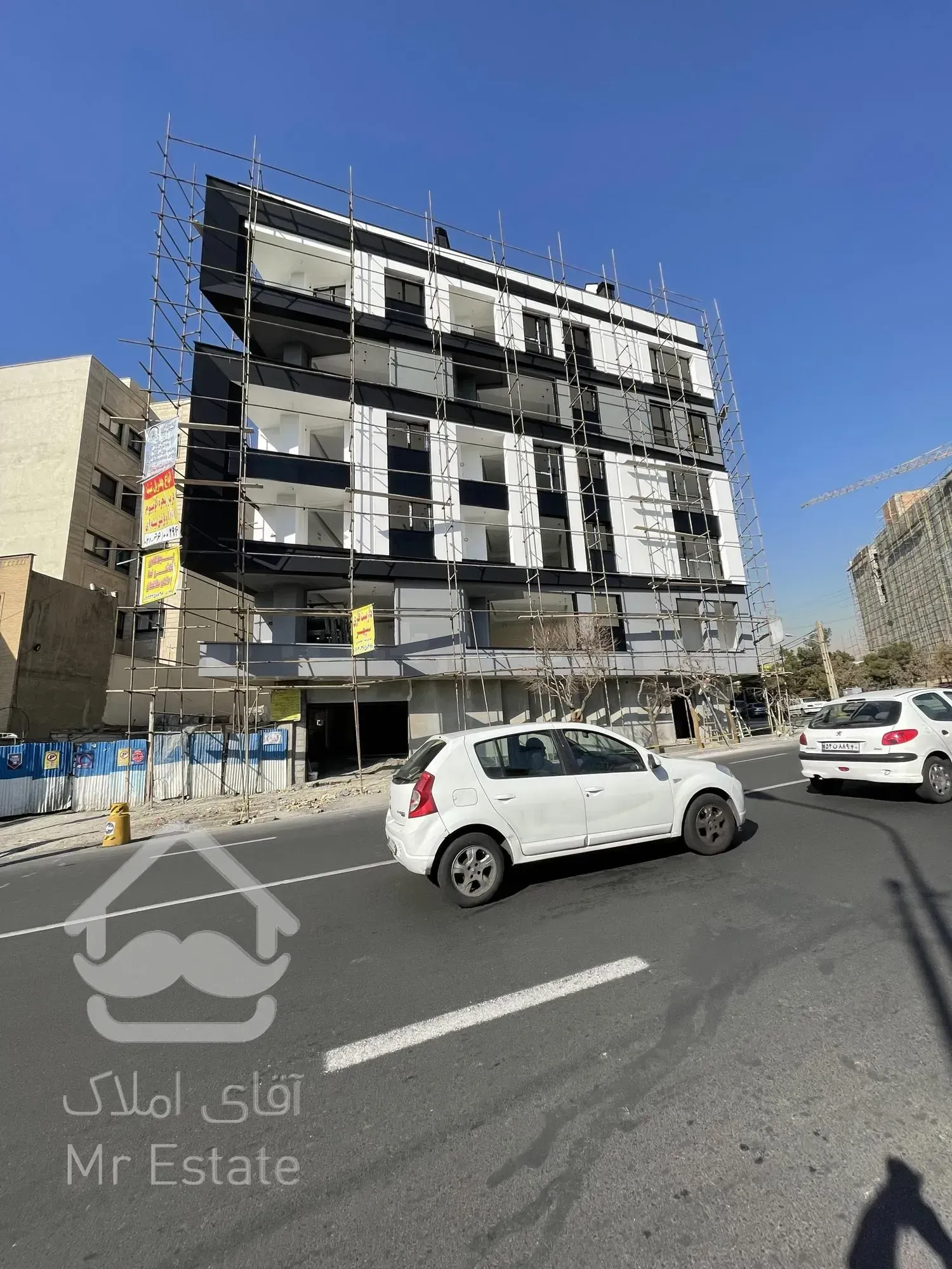 ١١٠٠ متر موقعيت اداري با قابليت سند اداري