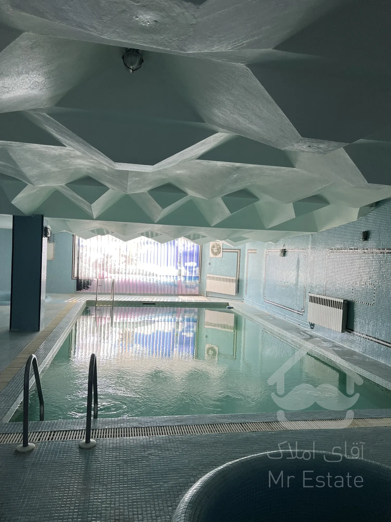 بام تهران اجودانیه ۱۴۳متر ۳خ فو ( زیر قیمت فوری)