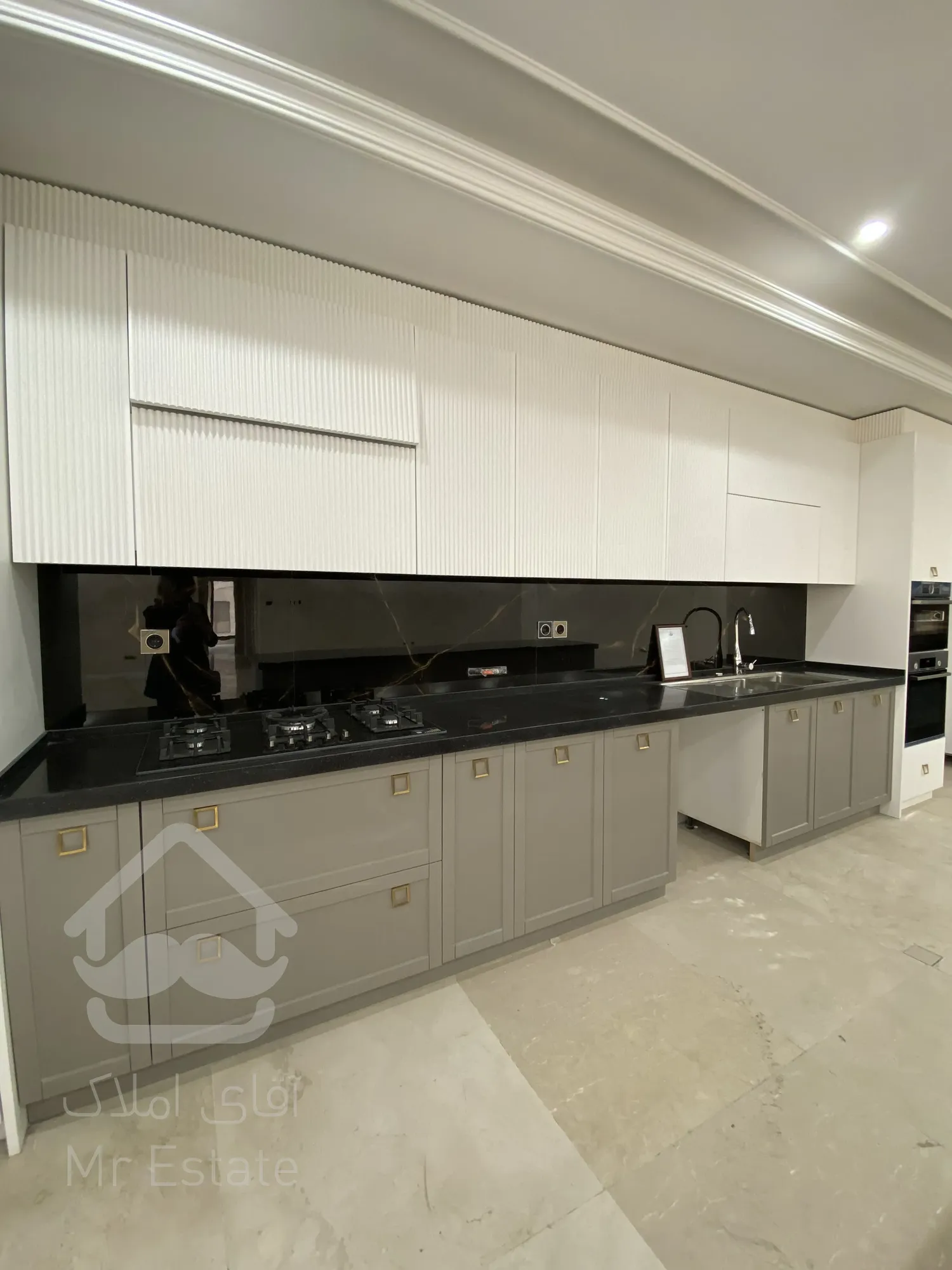 فروش آپارتمان 222 متری 3خواب رونیکاپالاس قیطریه