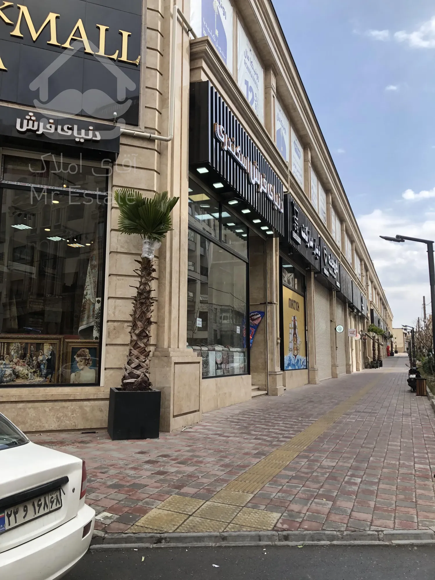 فروش مغازه 16 متری در رونیکا مال پاسداران با شرایط پرداخت قسطی