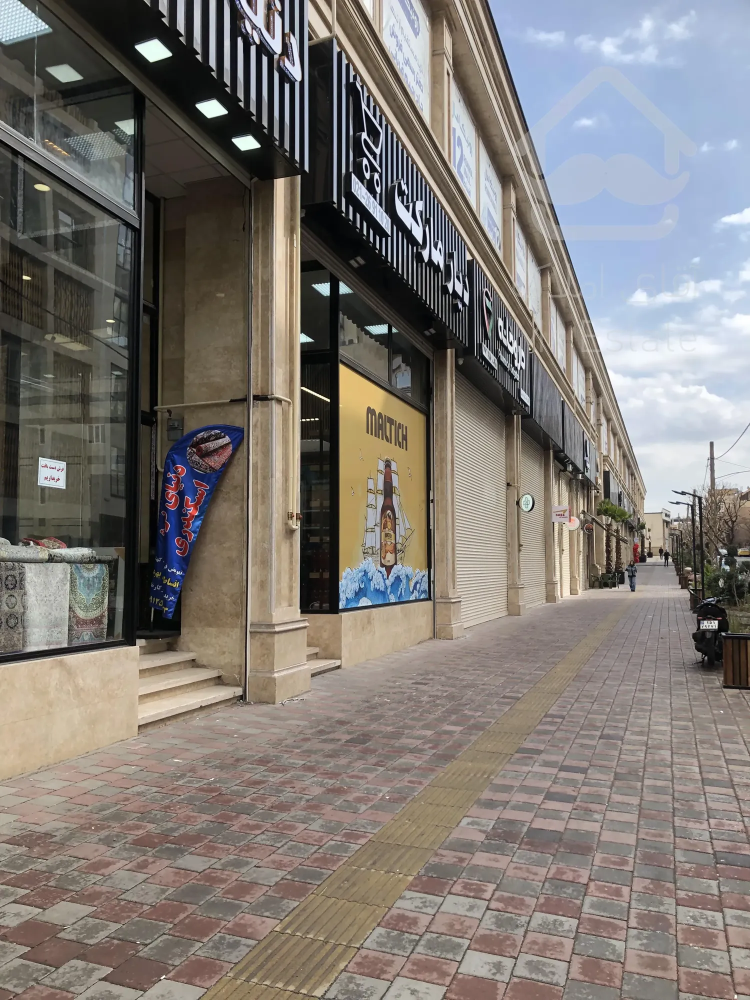 فروش مغازه لاکچری 16 متری مناسب همه اصناف در رونیکا مال هروی