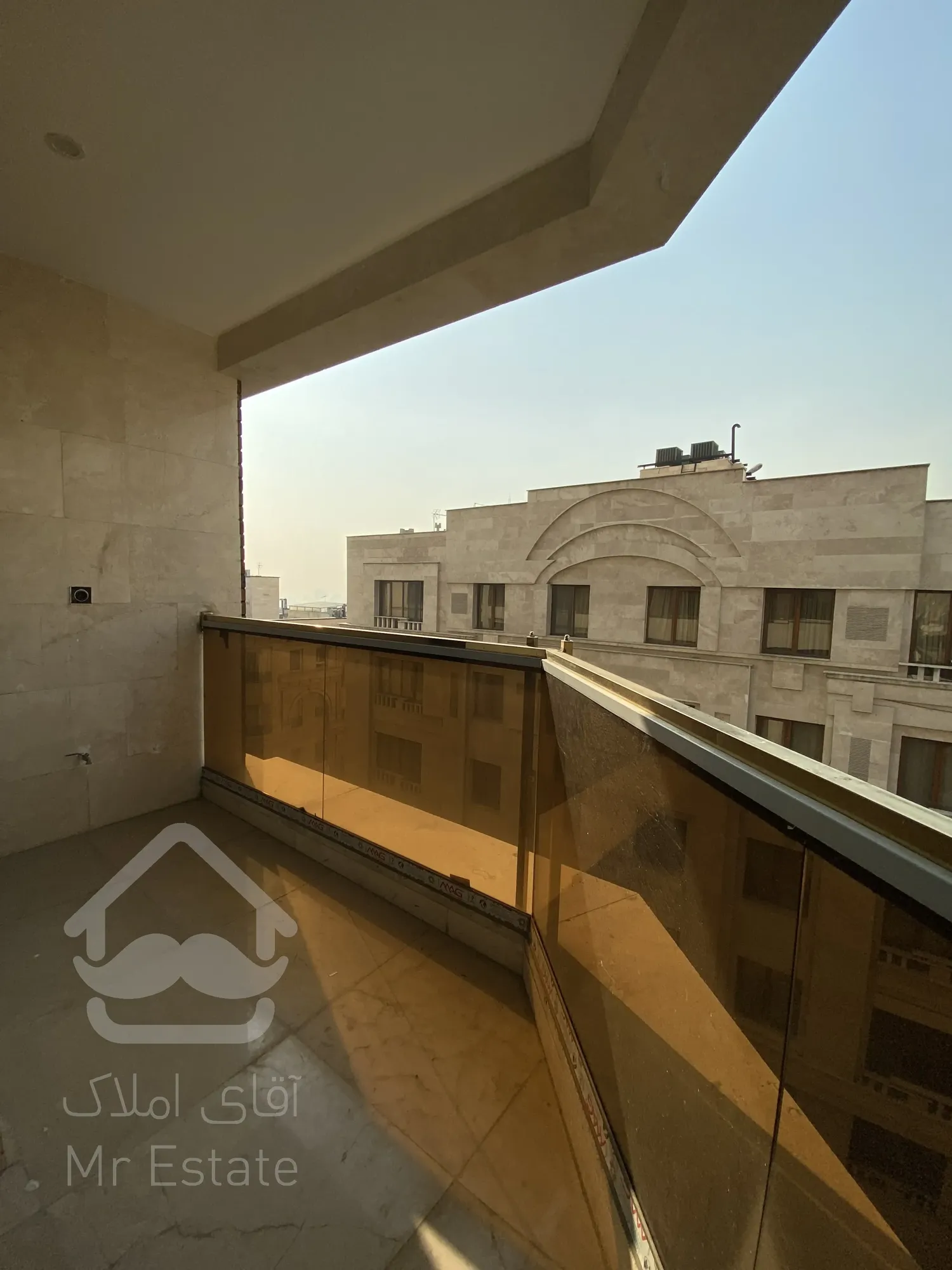 فروش آپارتمان 222 متری 3خواب رونیکاپالاس قیطریه