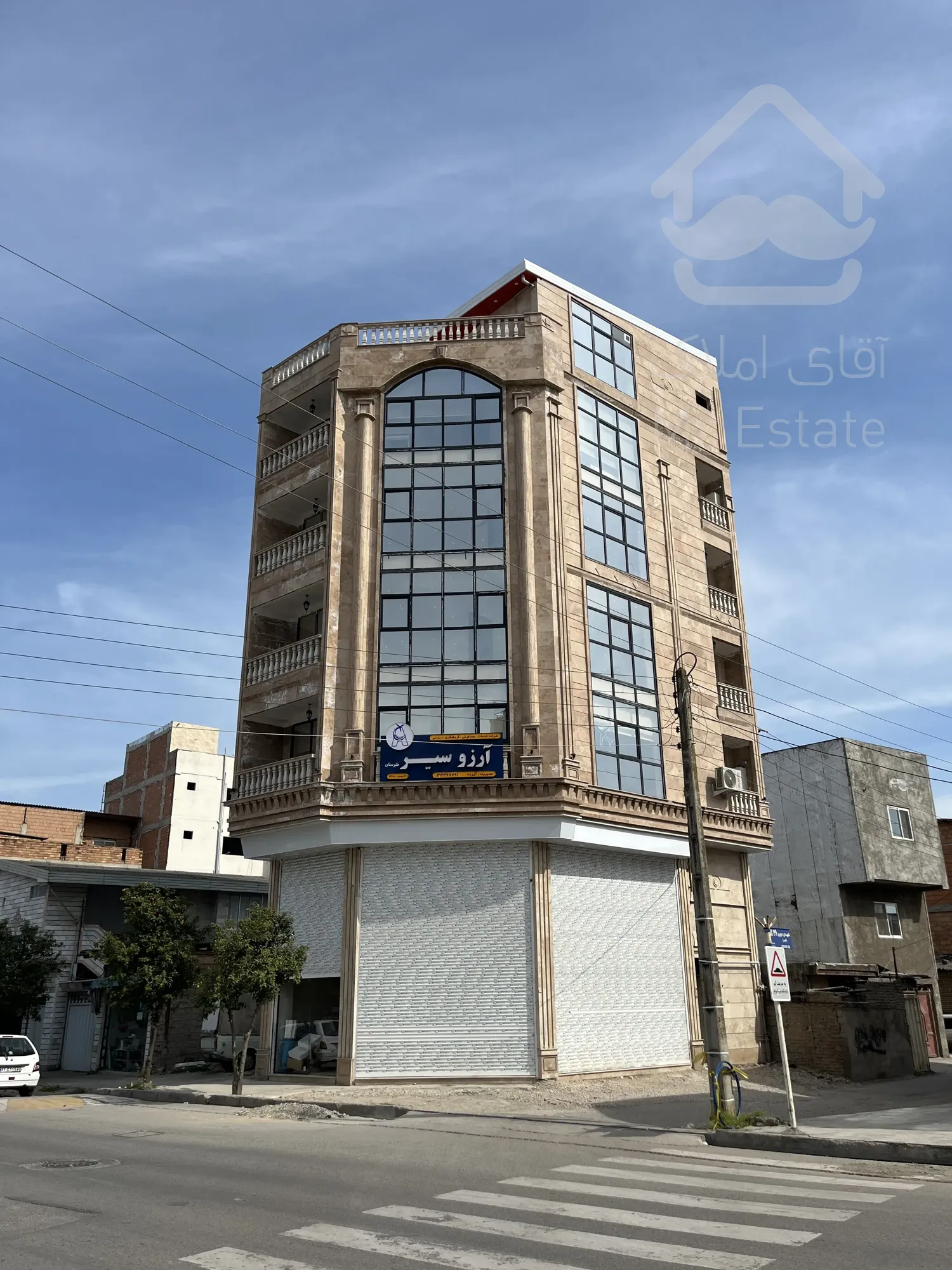 فروش دو واحد تجاری ۷۸و ۵۸ متری در عبوری