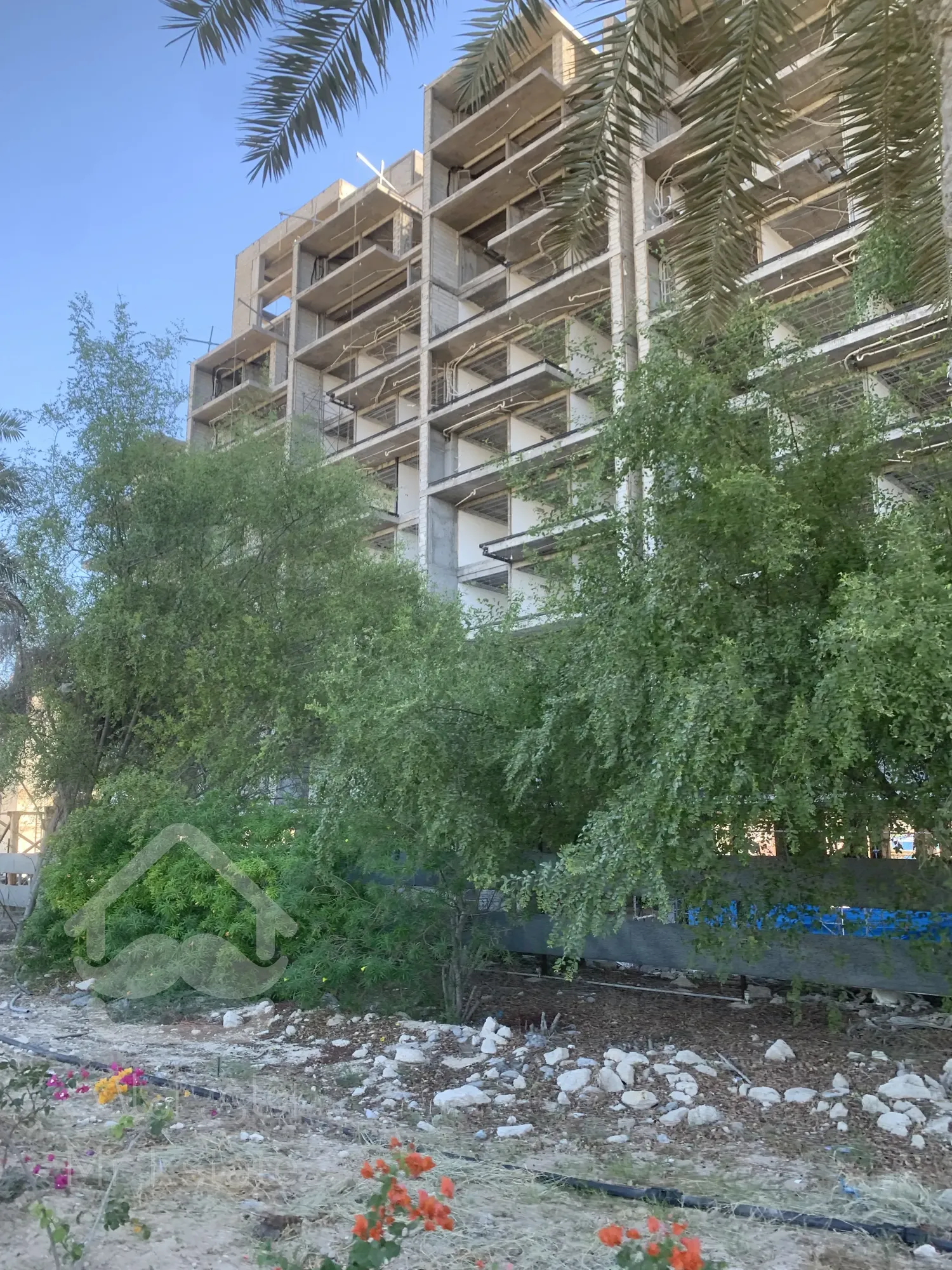 پیش فروش برج شهریور دوخواب ۱۰۰متری درفاز ۶ صدف