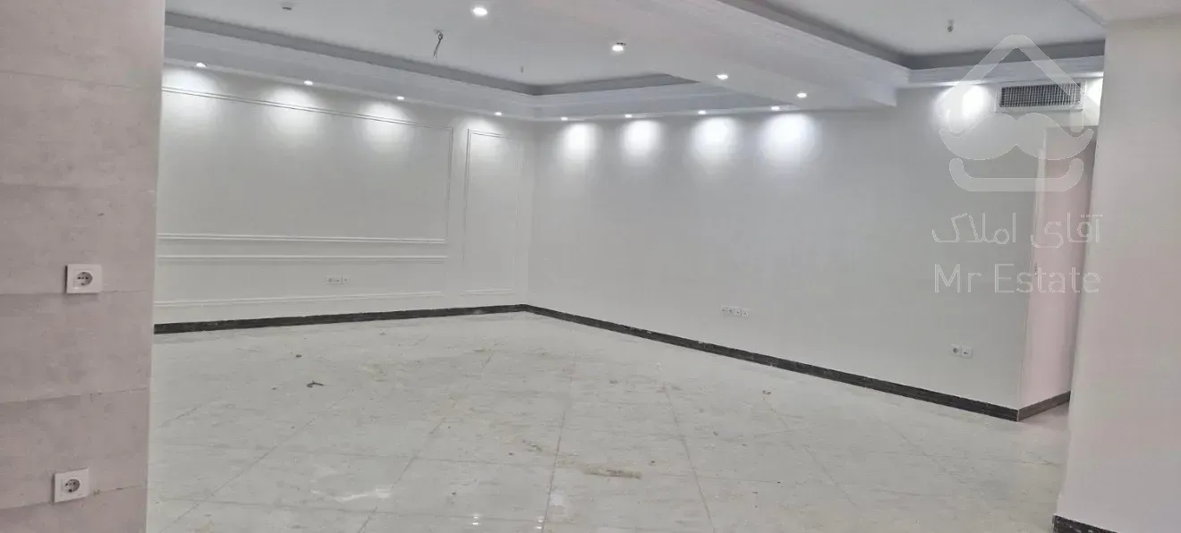 واحد نوساز ۱۲۸ متر متریال لوکس