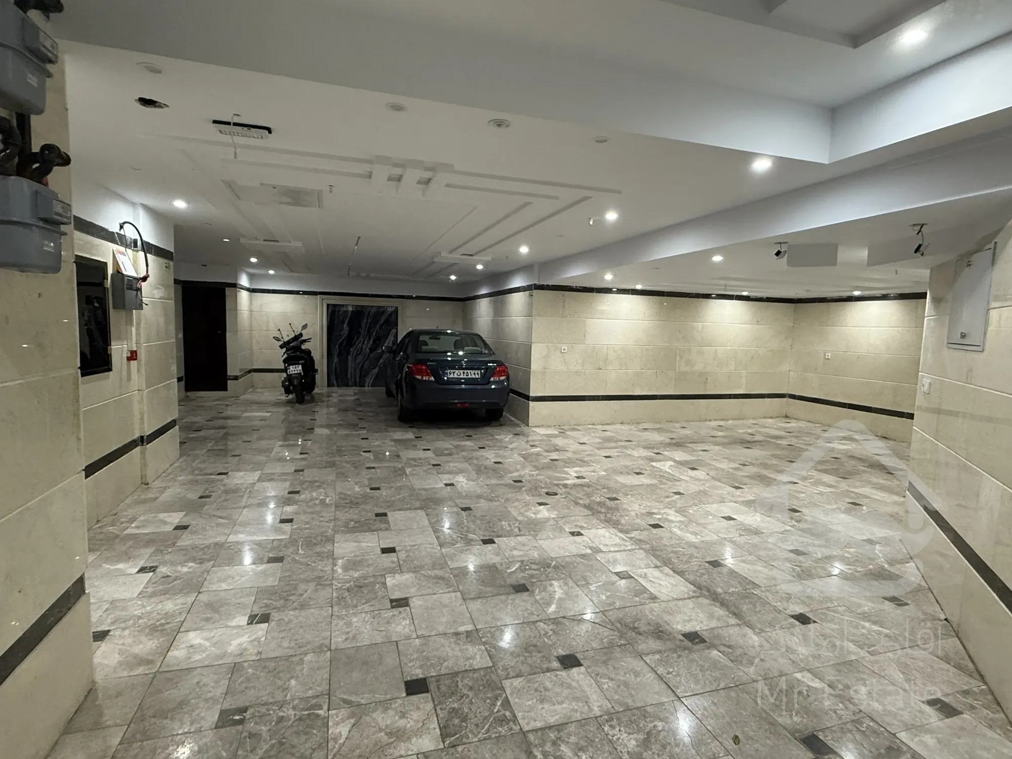 واحد نوساز ۱۲۸ متر متریال لوکس