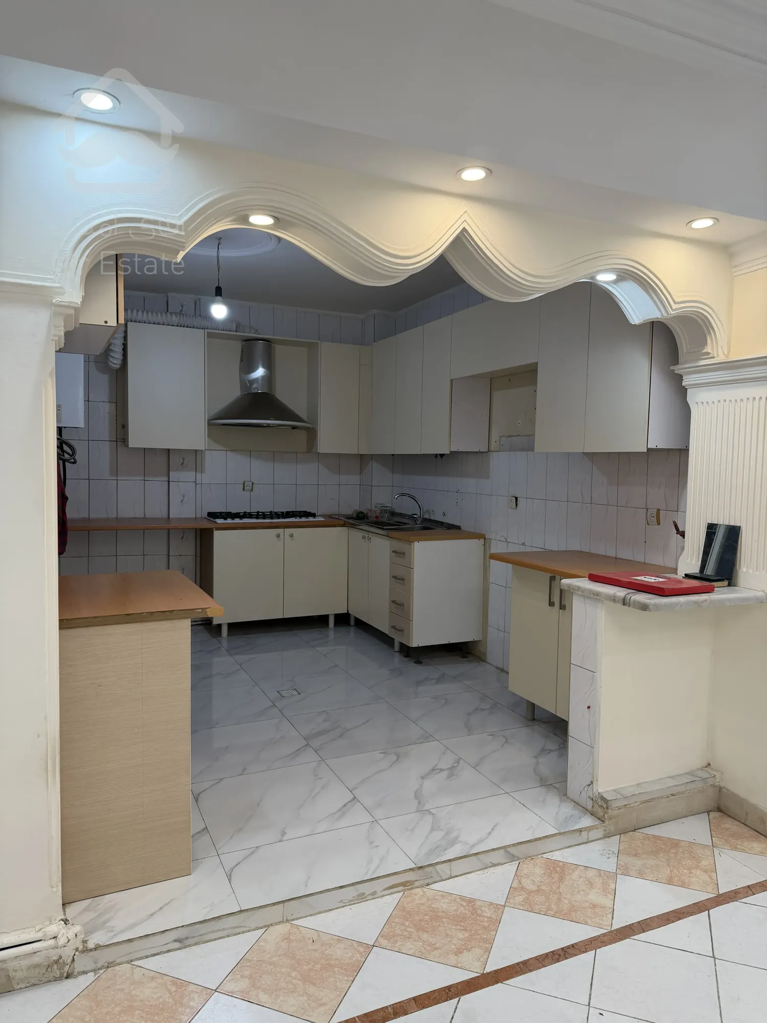 جمالزاده شمالی ۷۴ متر