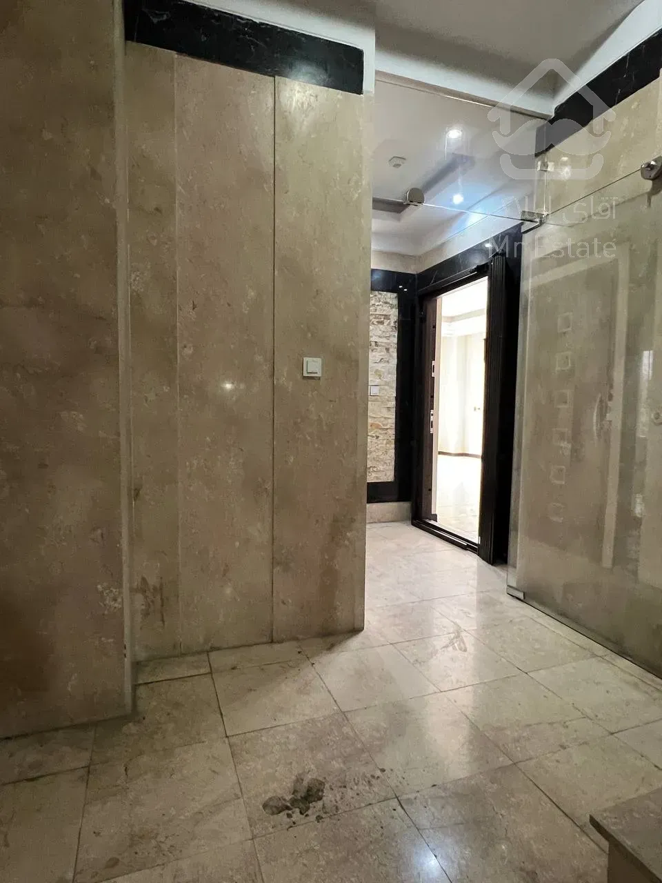 فروش آپارتمان ۱۰۰ متری در باغ فیص