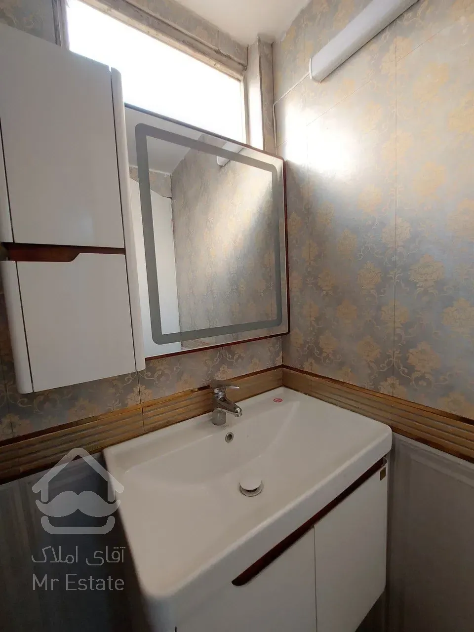 فروش آپارتمان ۸۵ متری در باغ فیض