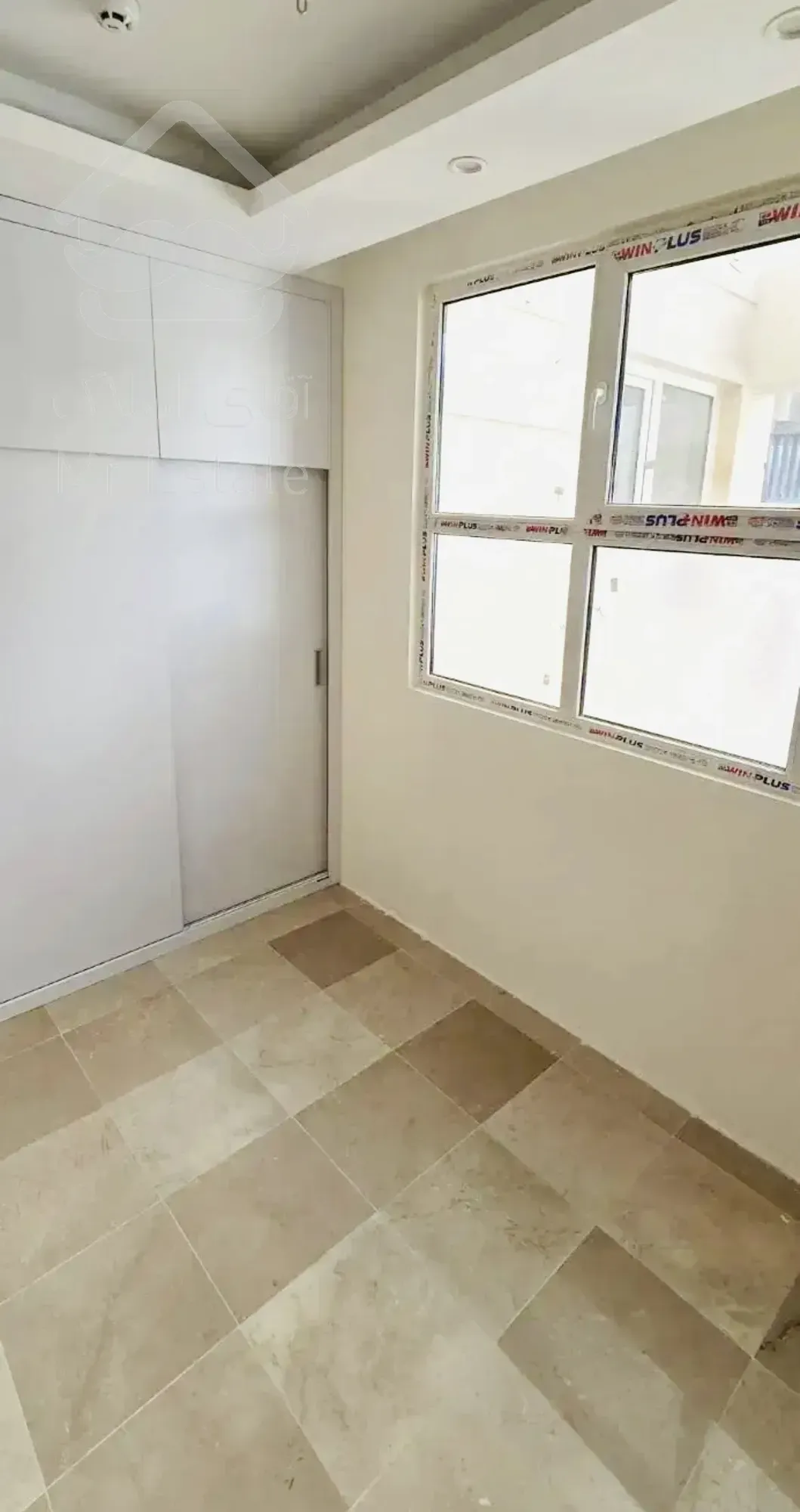 ۱۱۰متر فول امکانات زیر قیمت منطقه