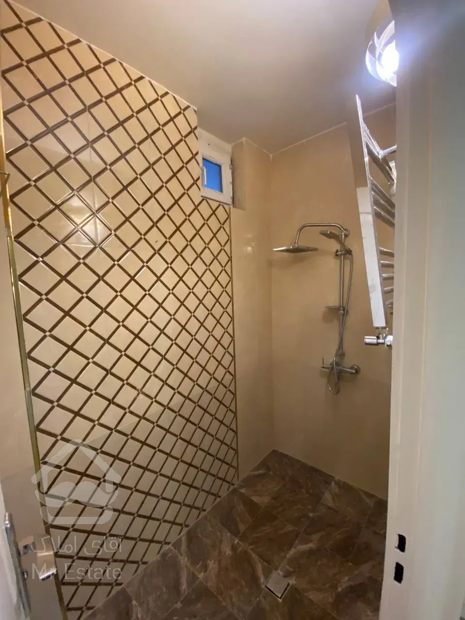 فروش آپارتمان ۵۵ متری یک خوابه فول امکانات در کوی ارم