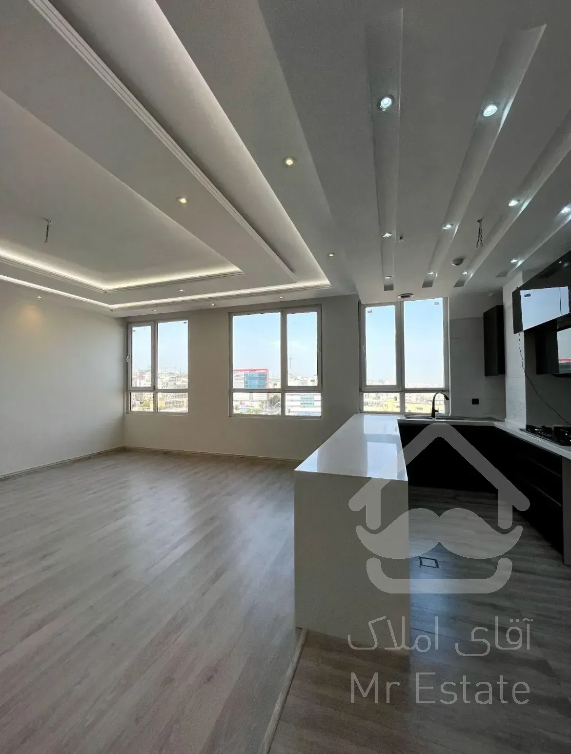 ۸۴متر۲خواب فول روبه کوچه زیر قیمت