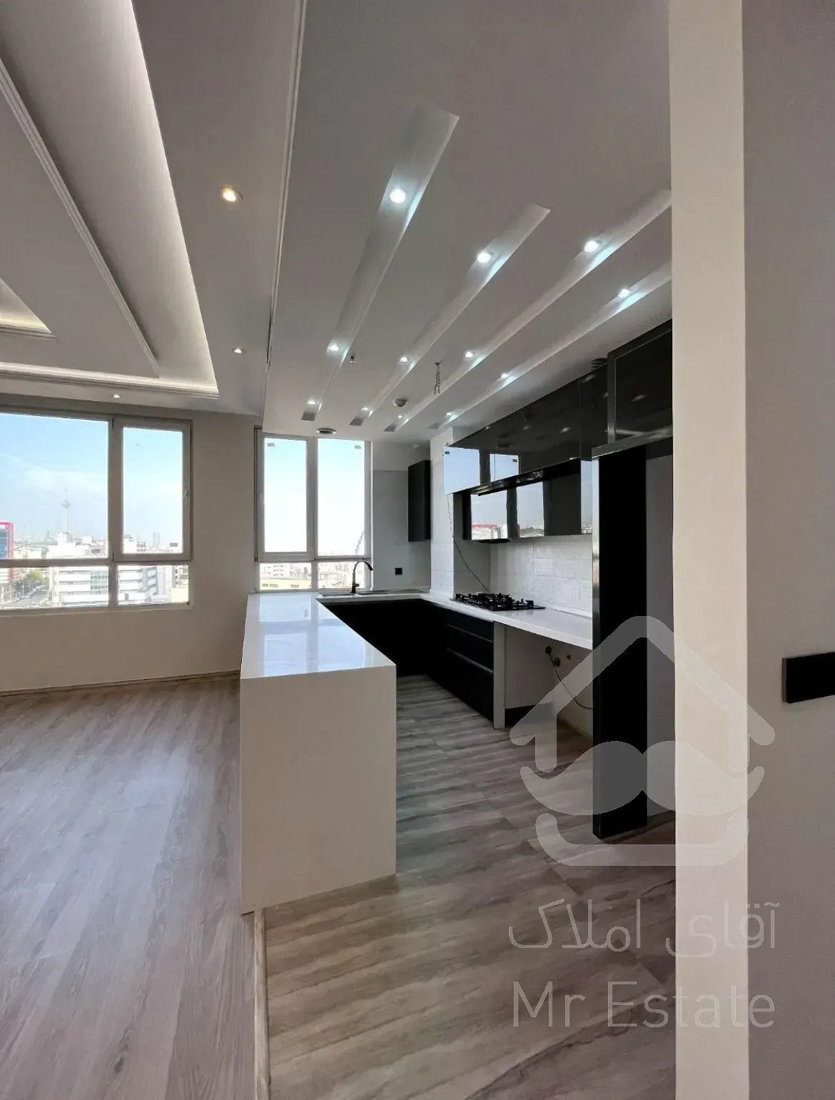 ۸۴متر۲خواب فول روبه کوچه زیر قیمت