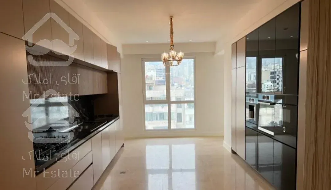 اپارتمان ۱۲۶ متری برای فروش در اندرزگو