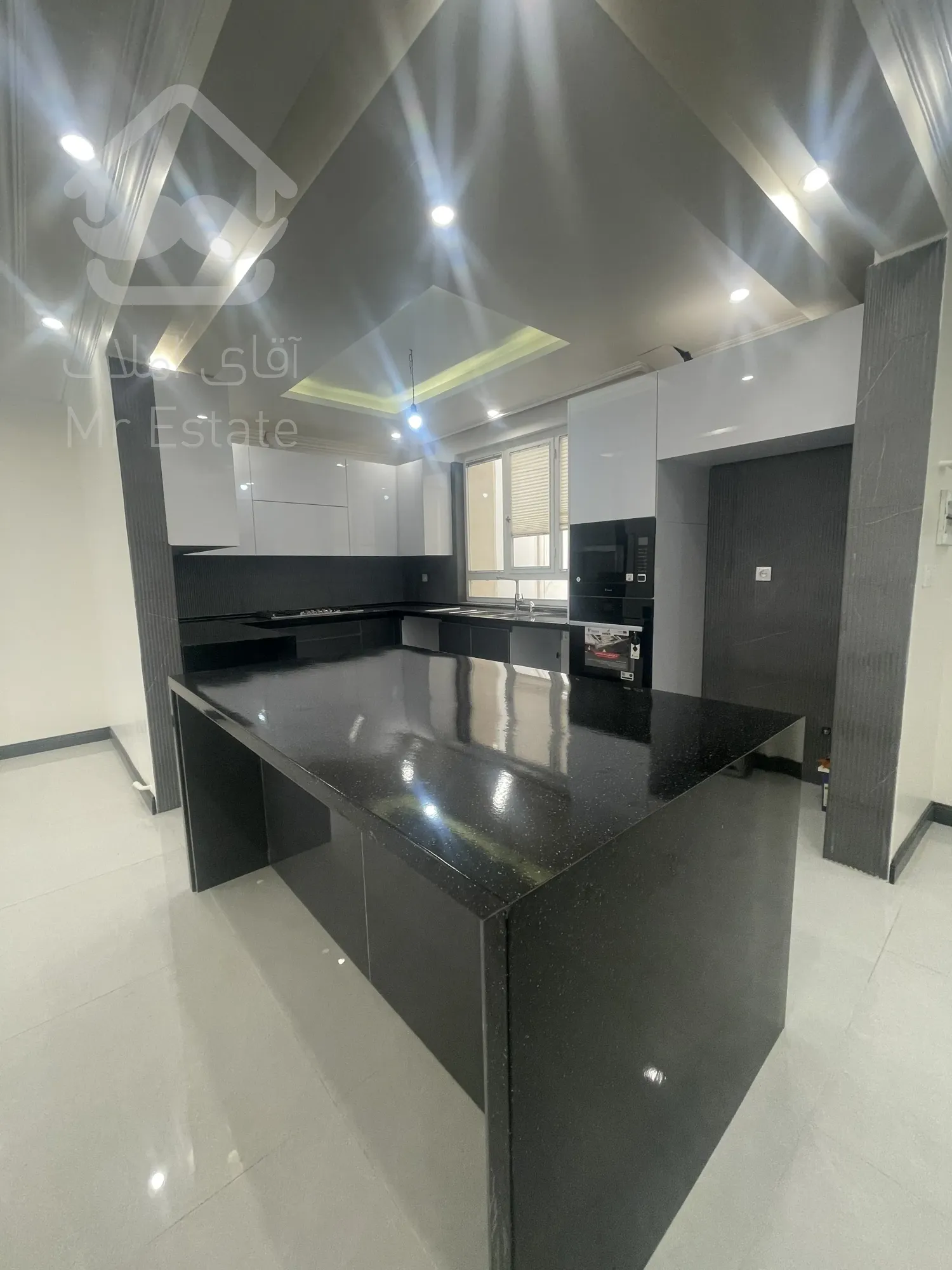 خرید آپارتمان ۱۴۵متر/نیاوران/بازسازی شده