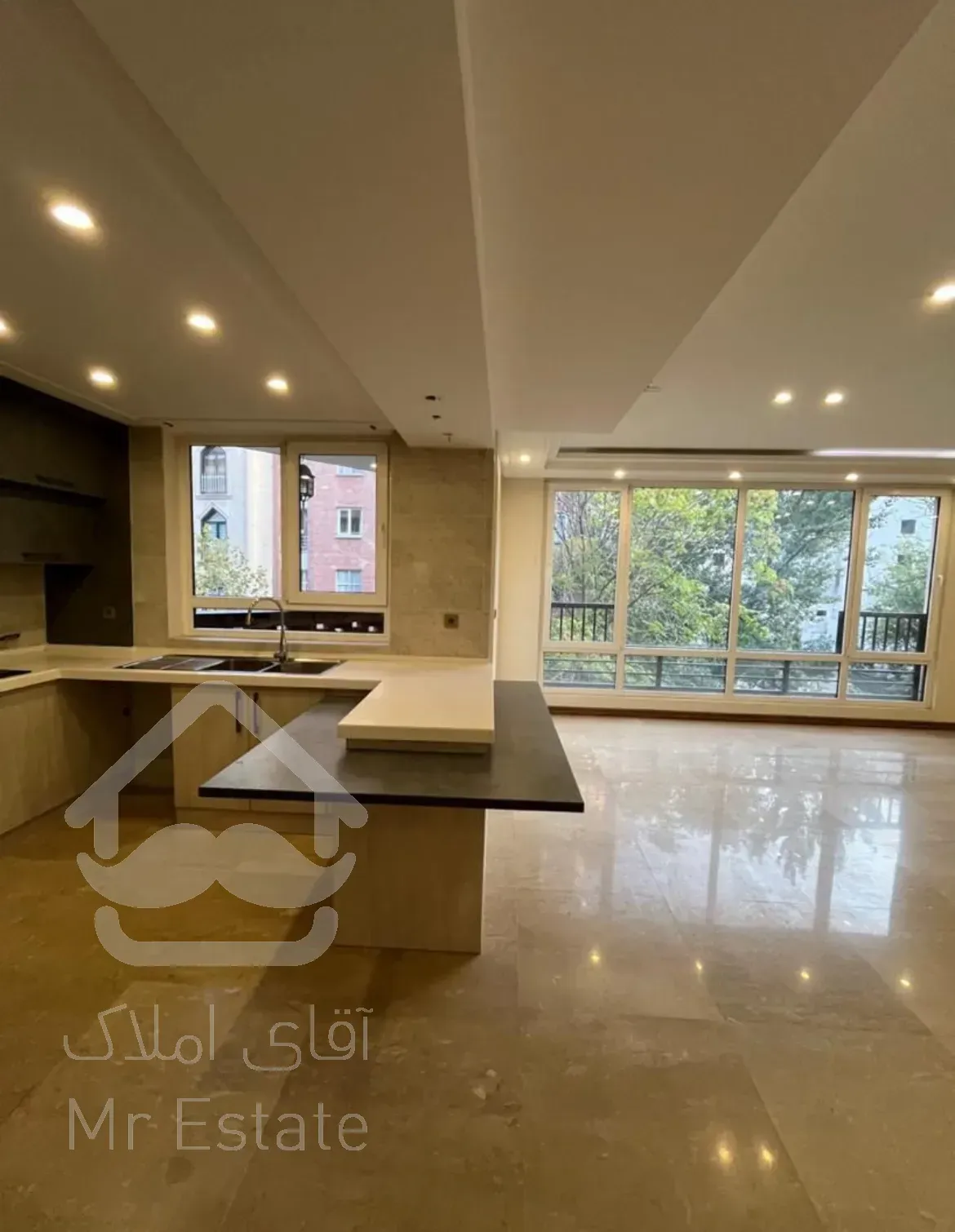 فروش واحد ۸۸متر ۲خواب روبه جنوب کم واحد