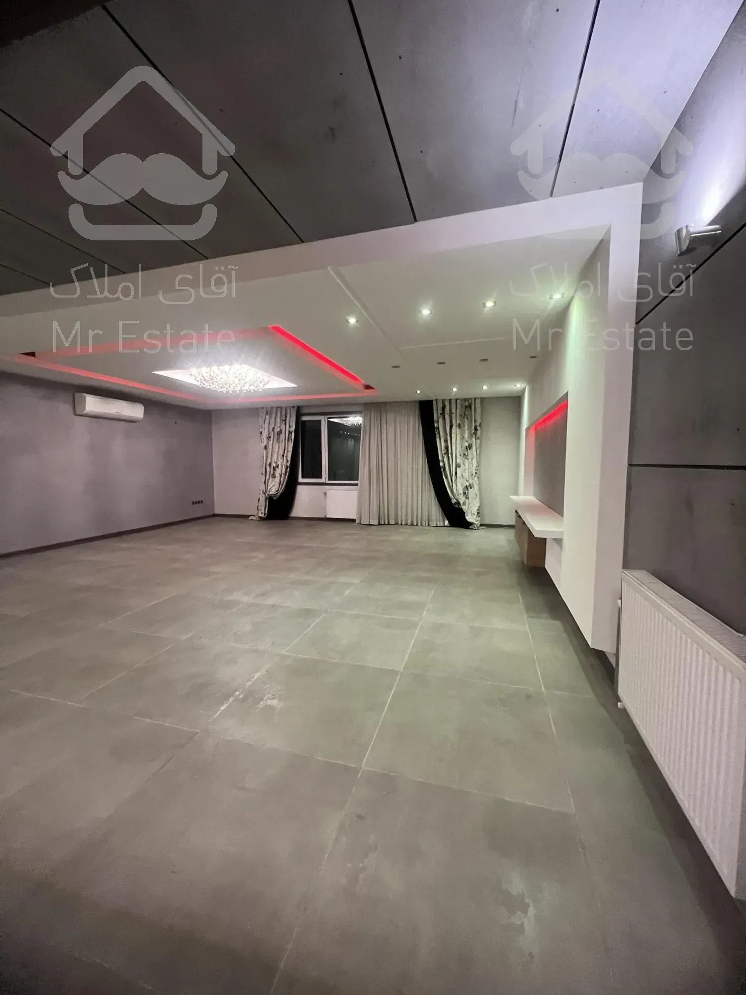 واحد ۲۱۹ متری/فول بازسازی/ نیمه فرنیش/قدوسی غربی