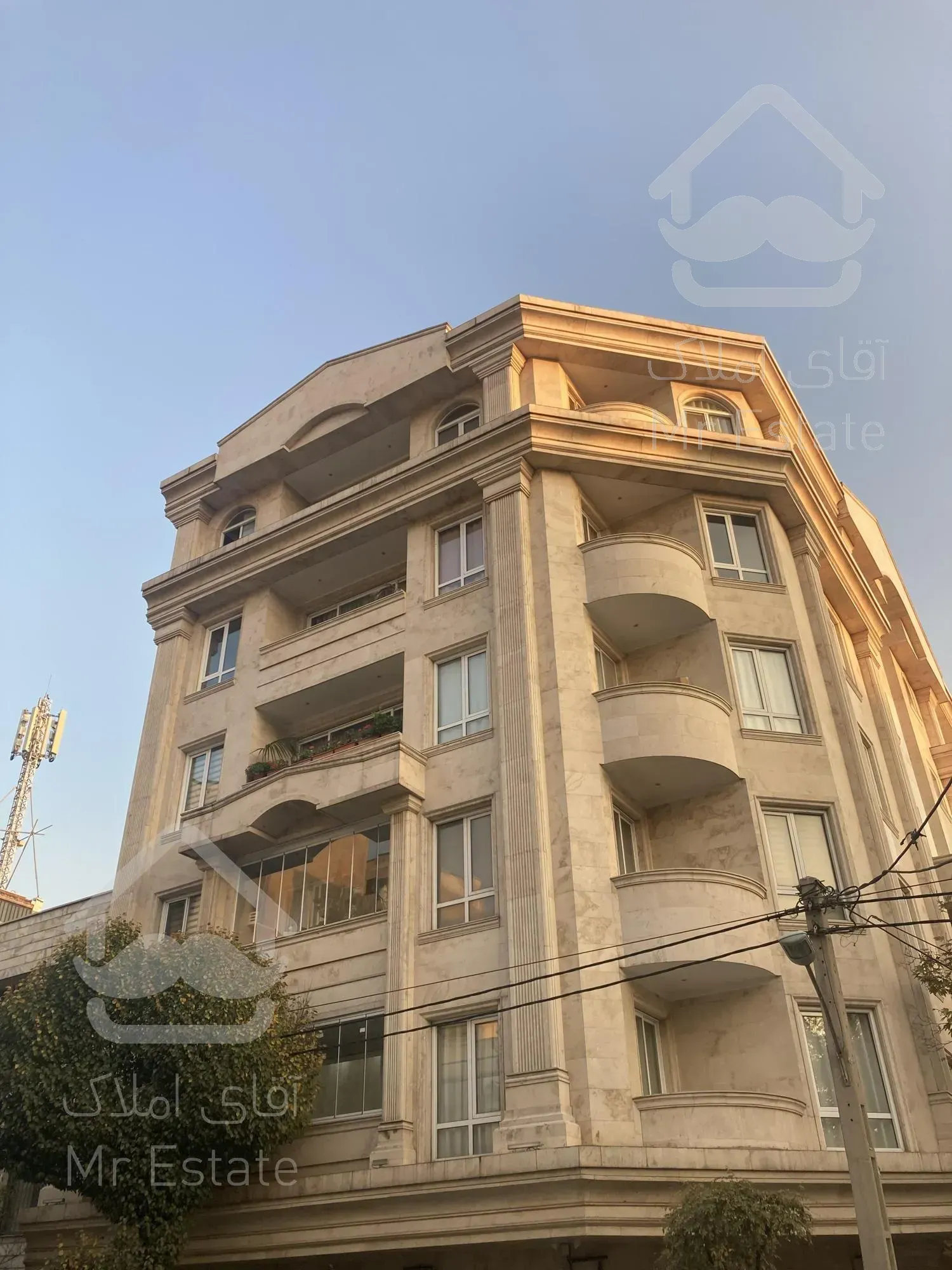 شهرک غرب۱۰۰مترلاکچری با لابی روف و سرایداری