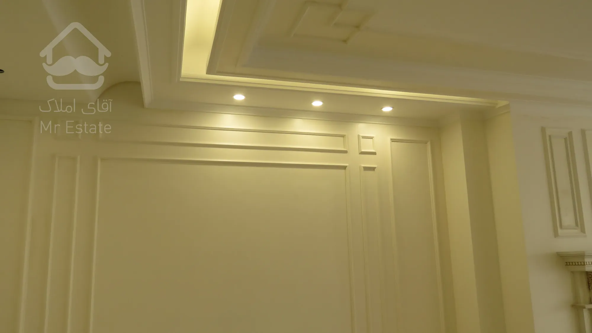 آرکا دکور ، مرجع تخصصی تولید ، فروش و اجرای ابزار های پیش ساخته پلی یورتان.