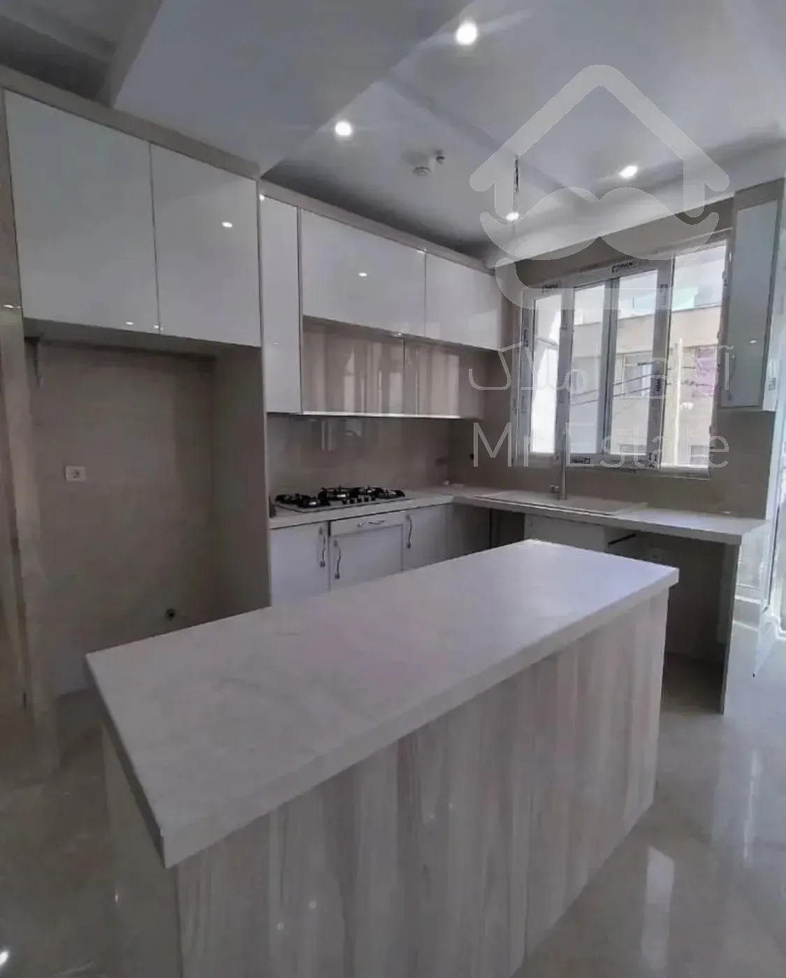 فروش آپارتمان ۷۴ متر غرق نور در فردوس