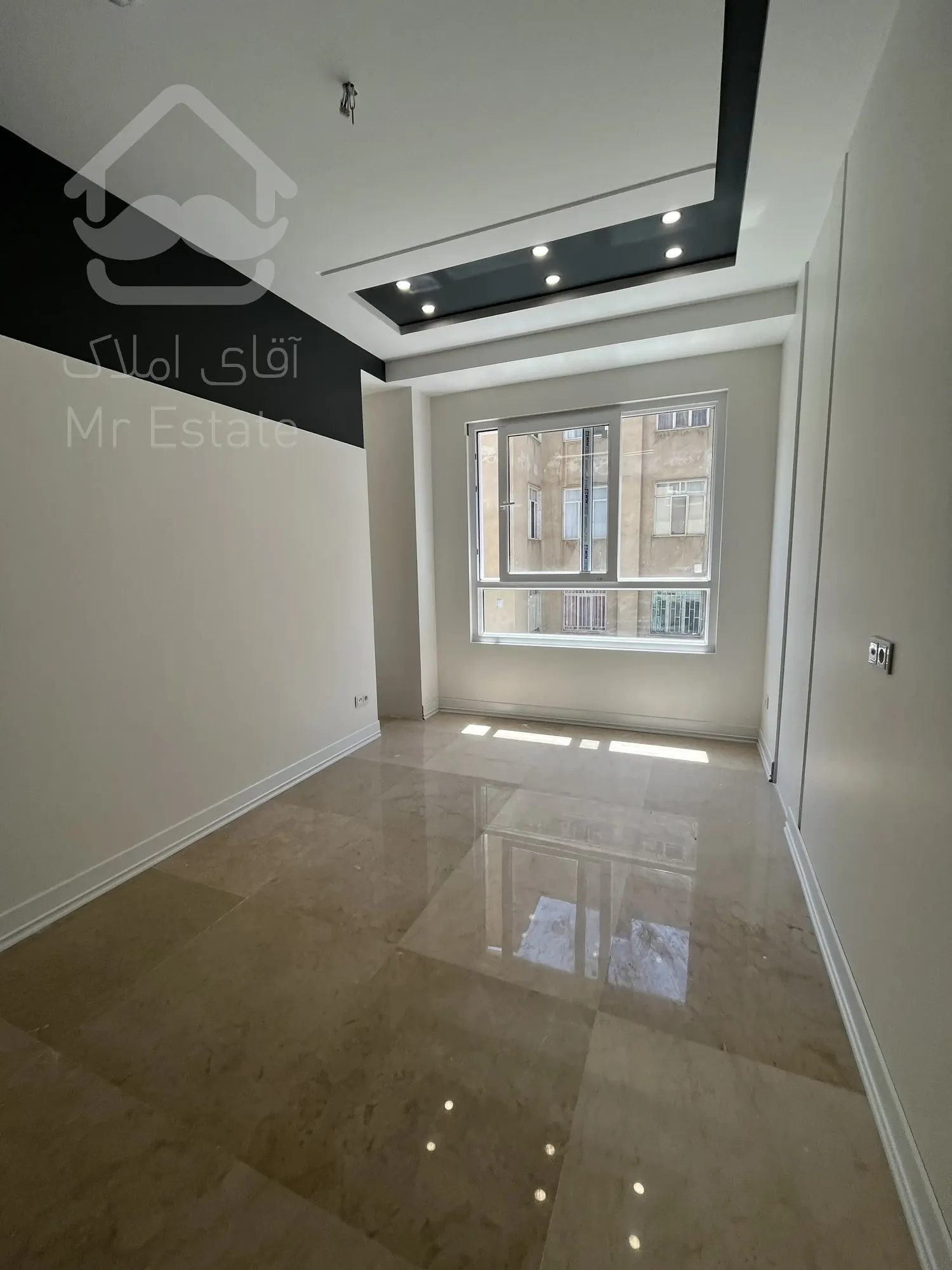 فروس واحد تاپ لوکیشن نور مستقیم لاکچری مدرن