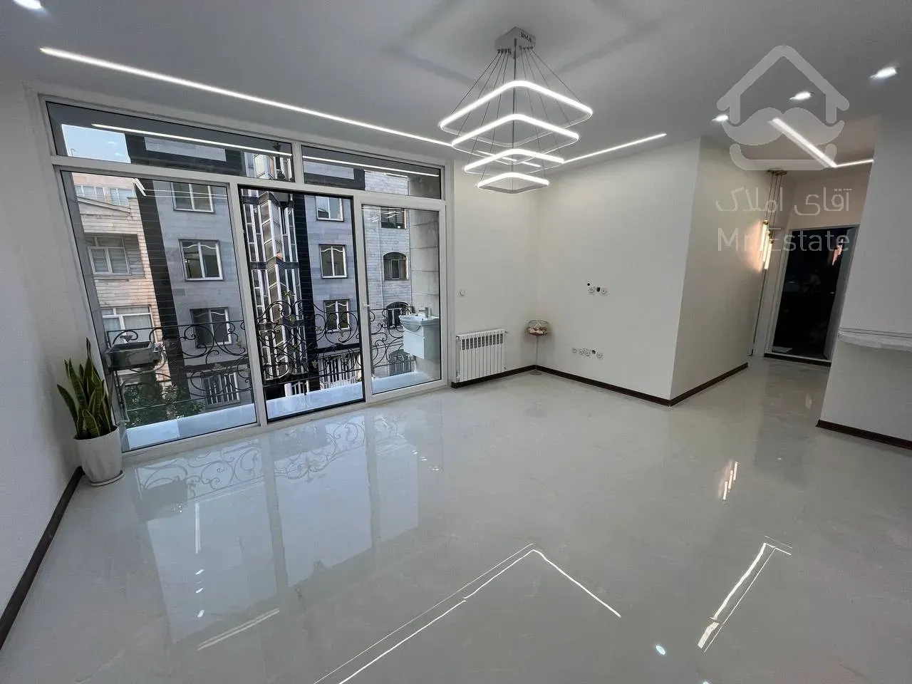 فروش آپارتمان ۶۶ متری یک خوابه نما تراورتن در فردوس