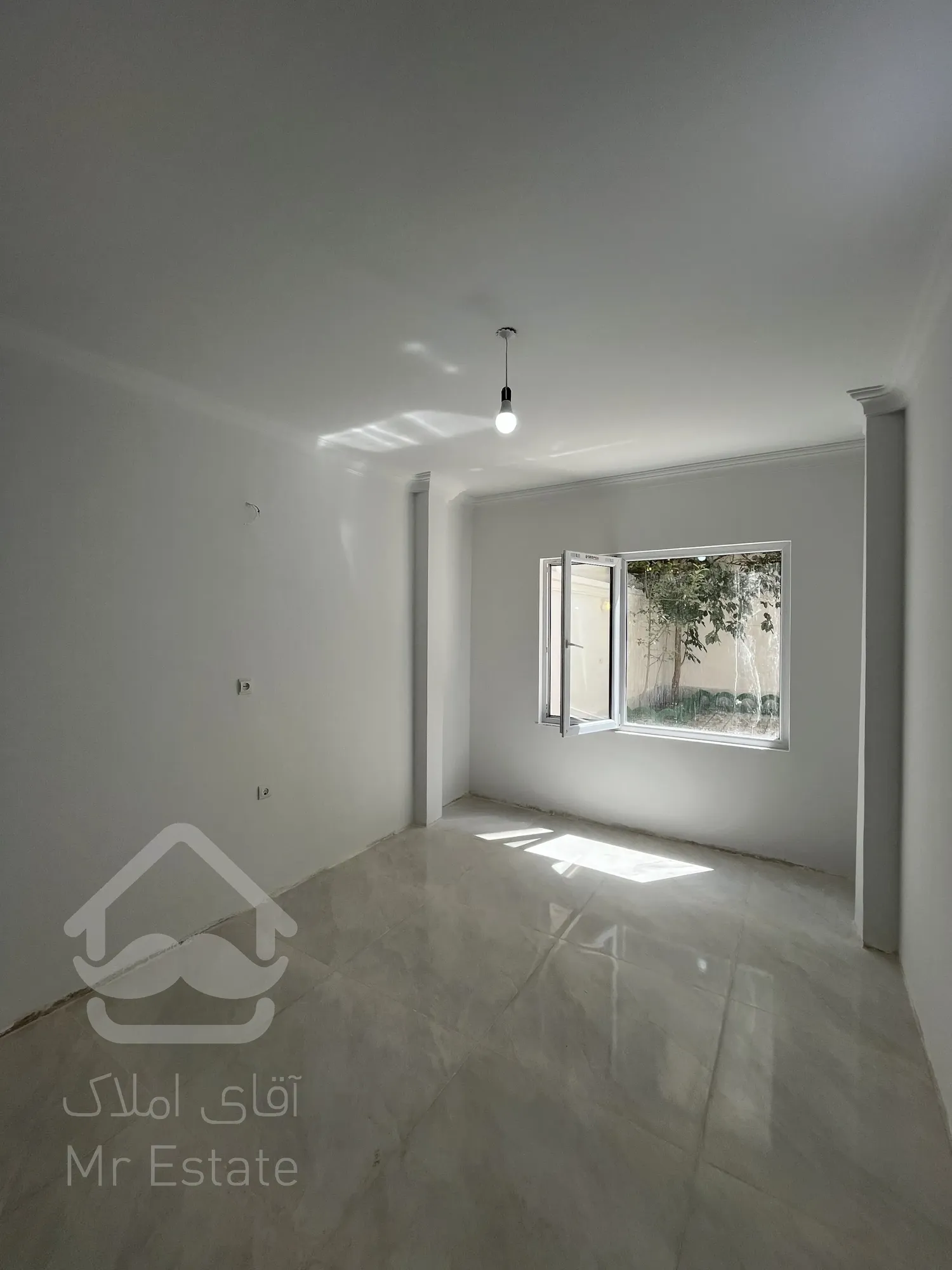 ۸۰ متر + ۱۰۰ متر حیاط اختصاصی قلب سیدرضی جای پارک جدید و مترو