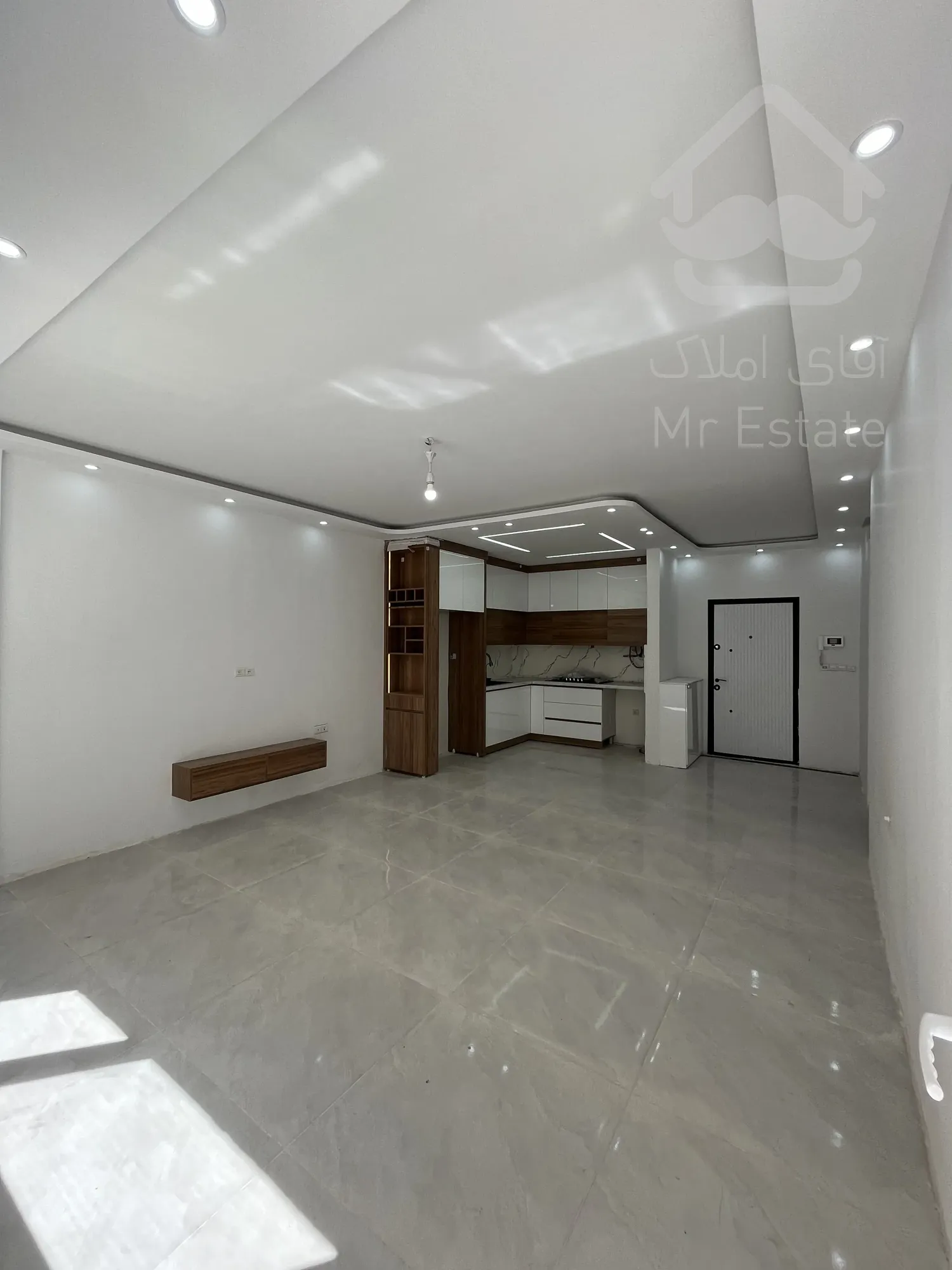 ۸۰ متر + ۱۰۰ متر حیاط اختصاصی قلب سیدرضی جای پارک جدید و مترو