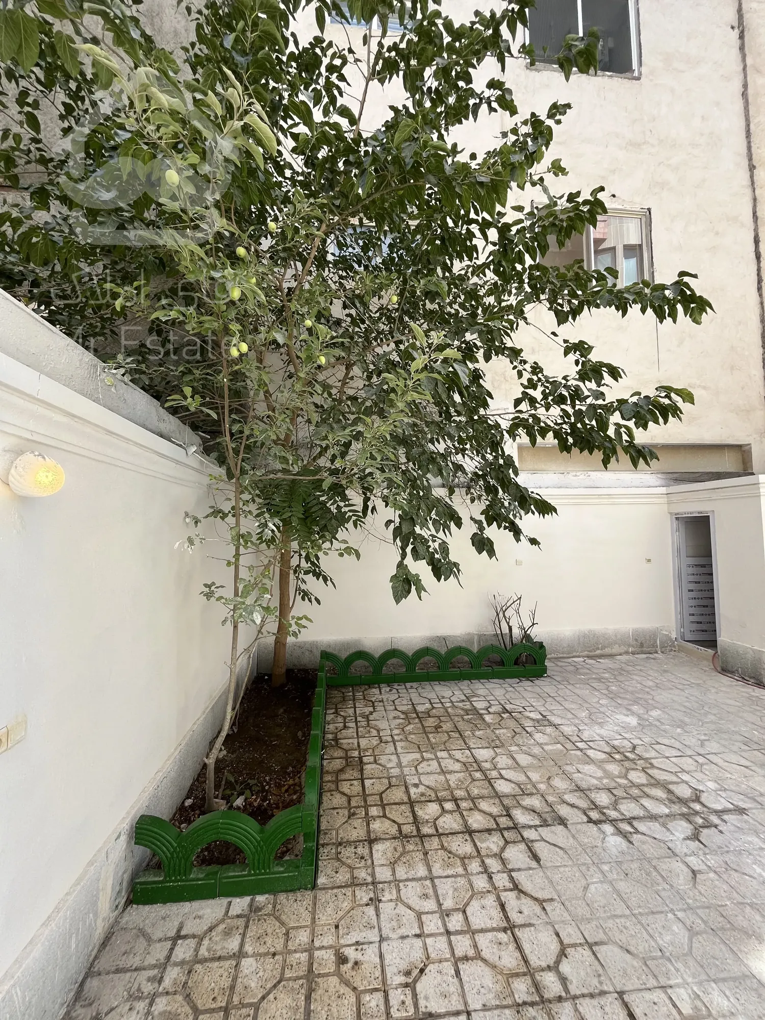 ۸۰ متر + ۱۰۰ متر حیاط اختصاصی قلب سیدرضی جای پارک جدید و مترو