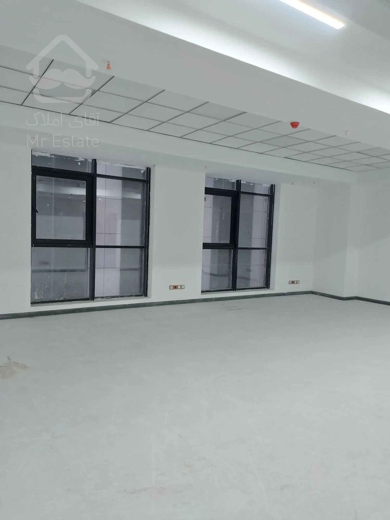 فروش اداری در پونک/197متر/سیستم تمام هوشمند/سند تک برگ  اداری/دسترسی24ساعته به واحد