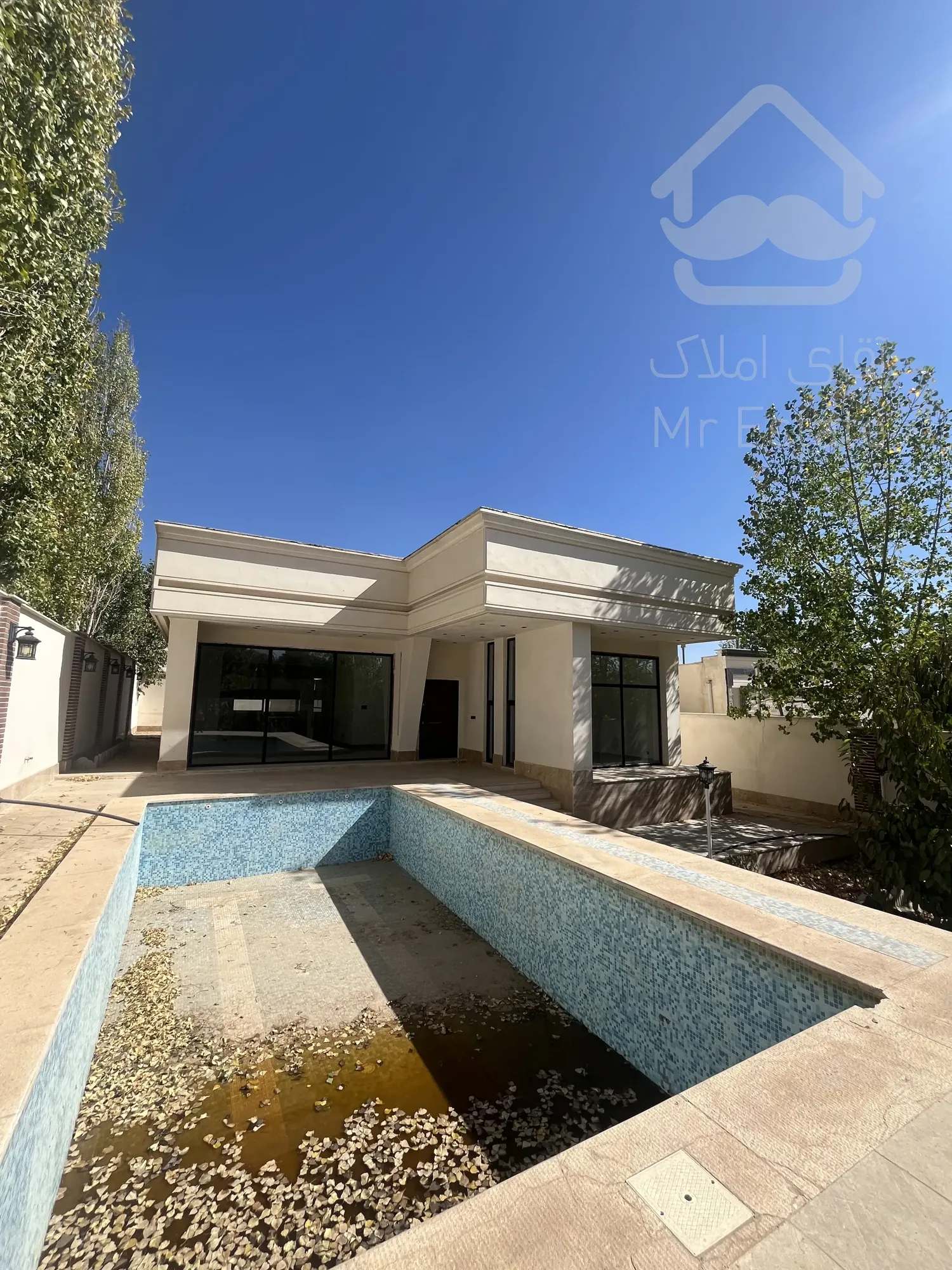 فروش ویلا ۱۲۰۰ متری