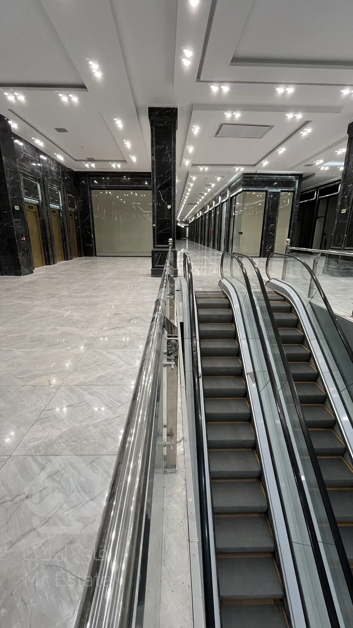 فروش و اجاره واحد 40متر در هروی با پاخور عالی/دسترسی اسان