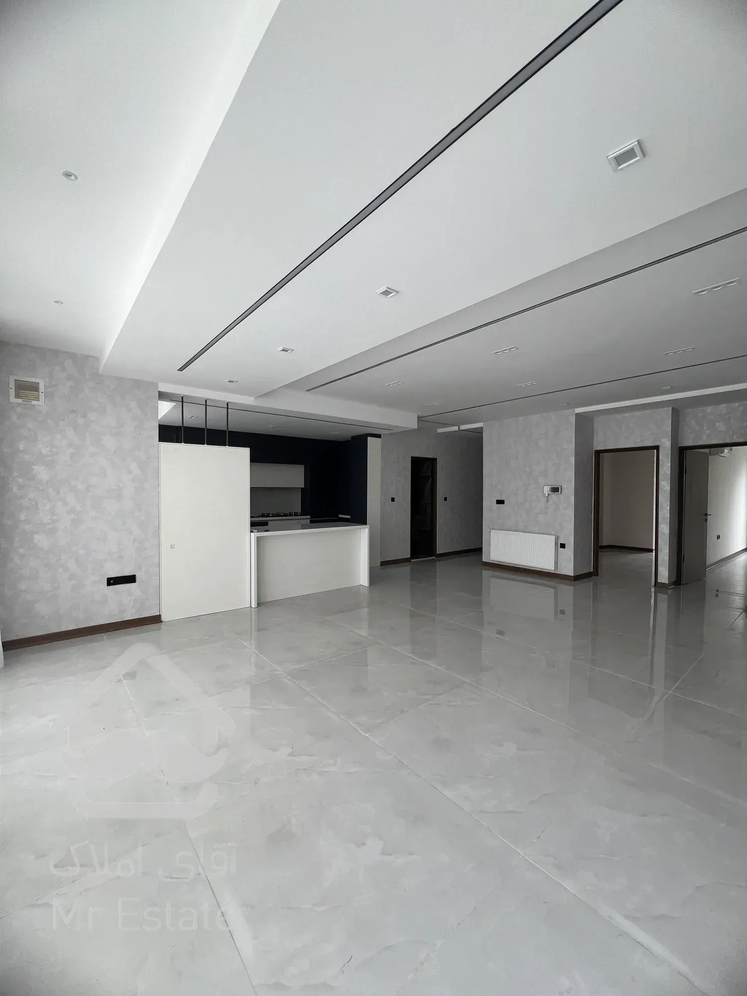 رهن اجاره اپارتمان۱۳۰متری دوخواب قدوسی غربی شیراز