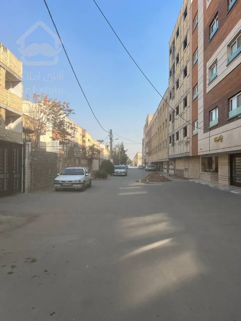 سه طبقه ویلایی