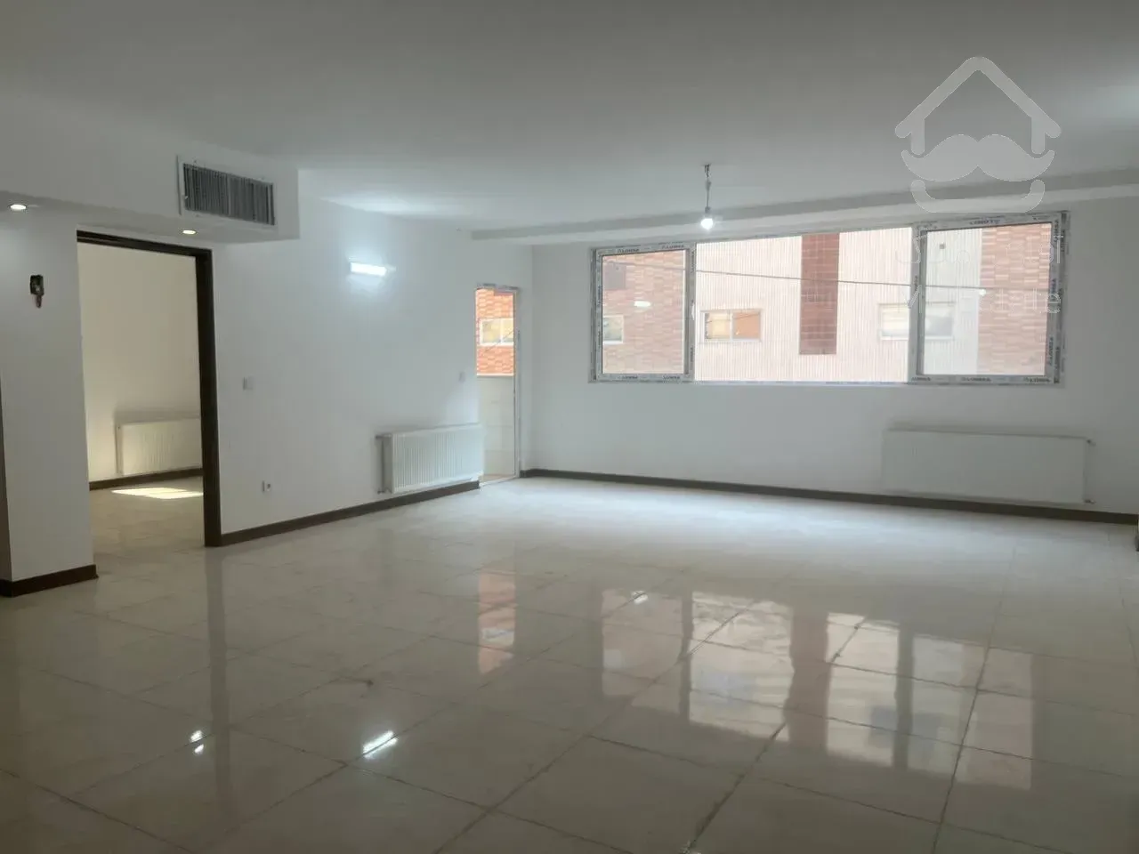 سه طبقه ویلایی