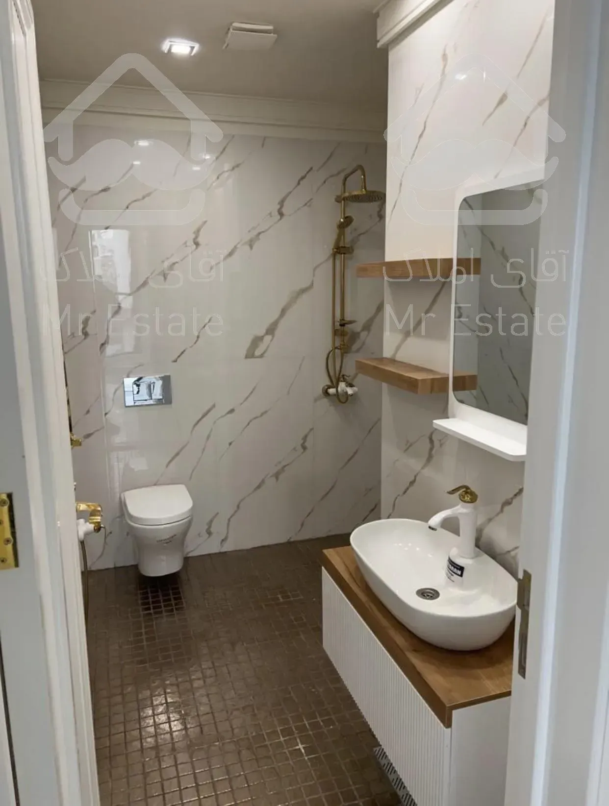 ۲۷۰متر آپارتمان مدرن در فرمانیه