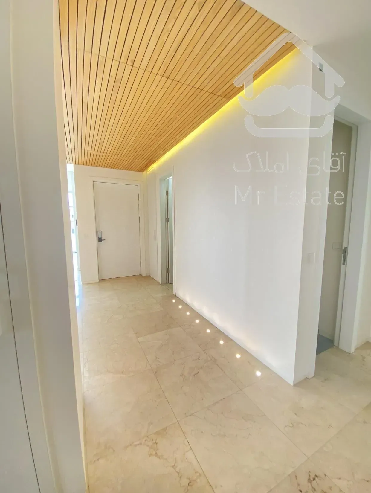 300متر آپارتمان مدرن در فرمانیه